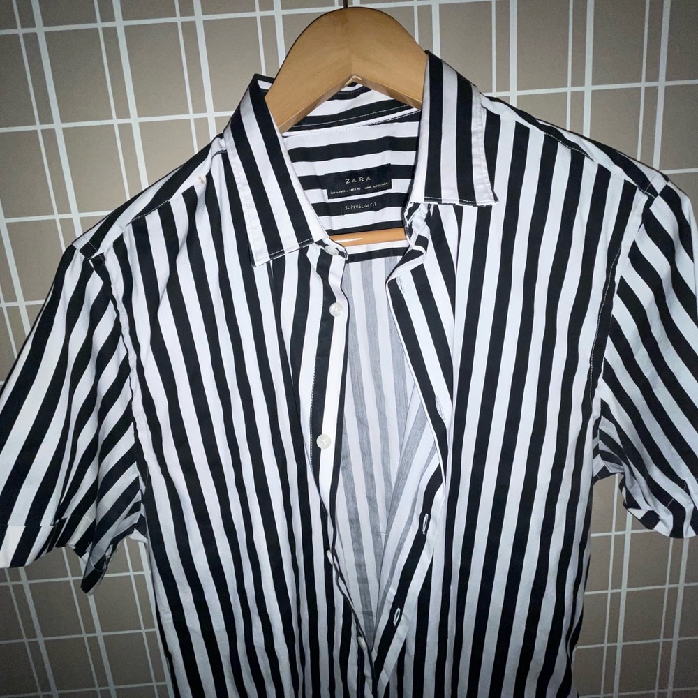 Zara Striped Shirt ( L - Superslim Fit)